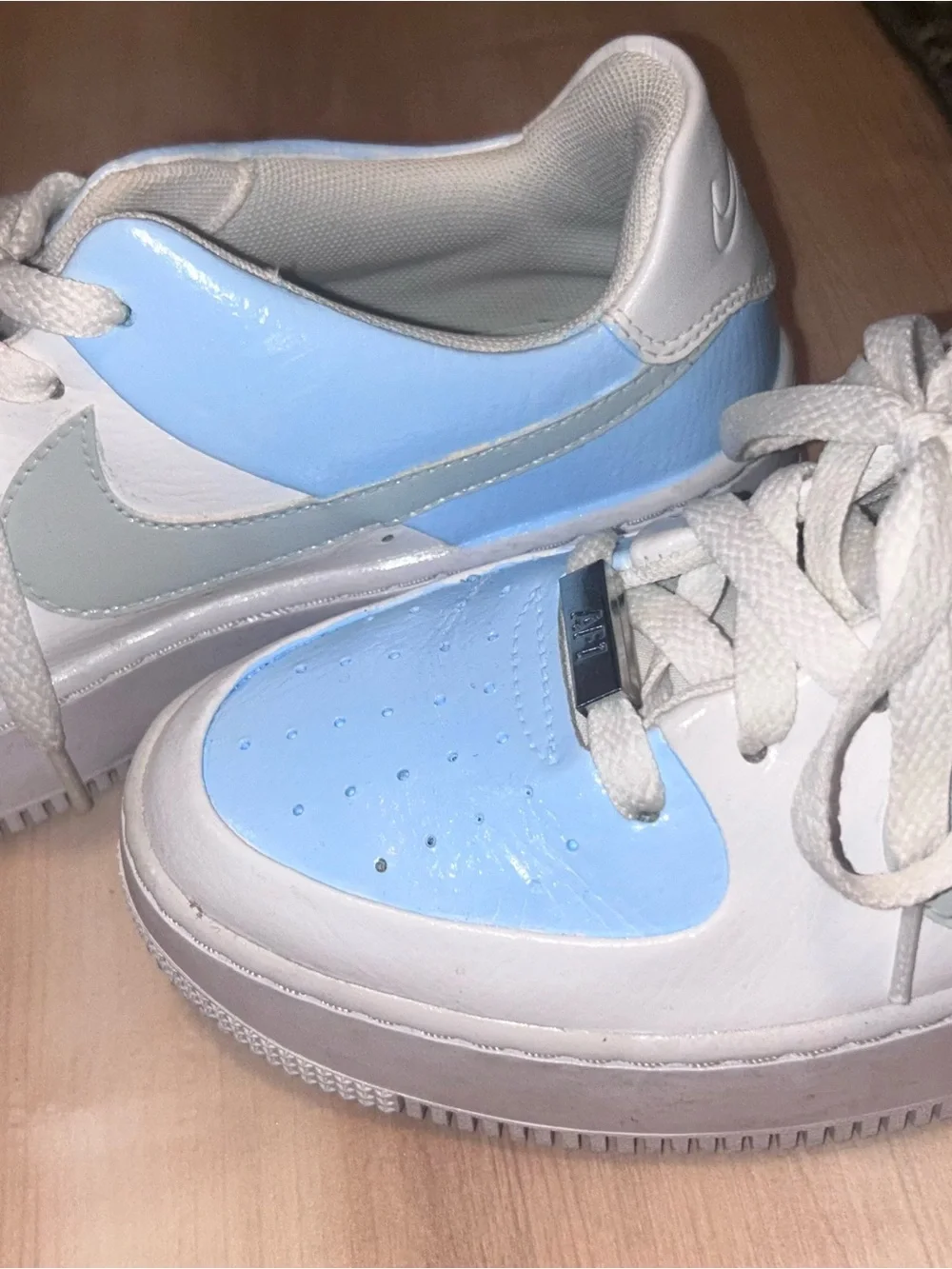 Nike Kids Low Top Sneakers - White & Light Blue